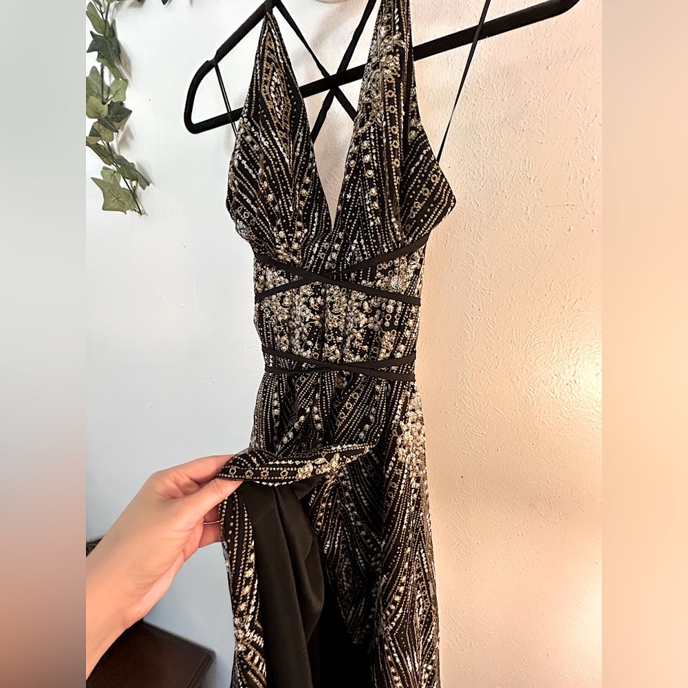 Hello Molly Black and Gold Sparkly Goddess Prom Dress - Picture 11 of 16
